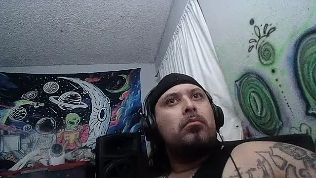 licknitright6 online show from May 31, 2026, 11:16 am