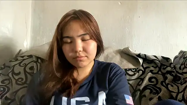 Snapshot of Molly_Teddy chatting on August 8, 2026, 10:33 am Molly Teddy online show from August 8, 2026, 10:33 am