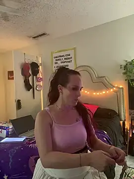 Snapshot of jessijamezxoxo chatting on May 24, 2026, 8:42 pm jessijamezxoxo online show from May 24, 2026, 8:42 pm