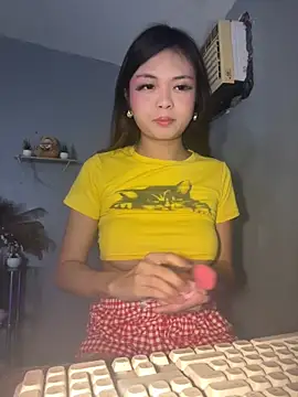 LadySachi online show from June 21, 2026, 6:25 pm