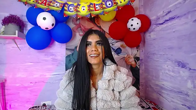 Shayla Gray online show from July 6, 2026, 11:06 am