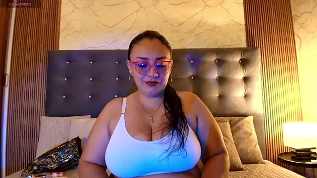 Scarlett Ray  online show from June 20, 2026, 12:21 pm