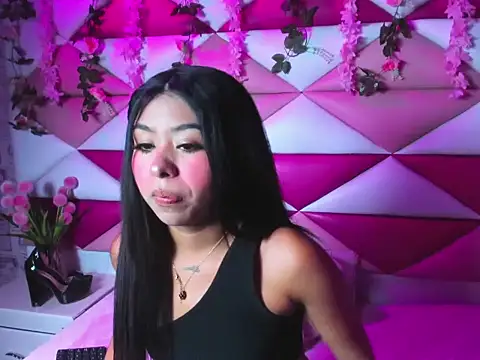 Sofirose 111 online show from June 9, 2026, 1:34 pm