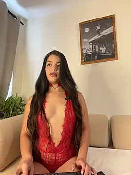 Snapshot of Amel_Rosse chatting on July 11, 2026, 5:02 pm Amel Rosse online show from July 11, 2026, 5:02 pm