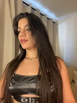 Snapshot of Amel_Rosse chatting on July 21, 2026, 7:15 pm Amel Rosse online show from July 21, 2026, 7:15 pm