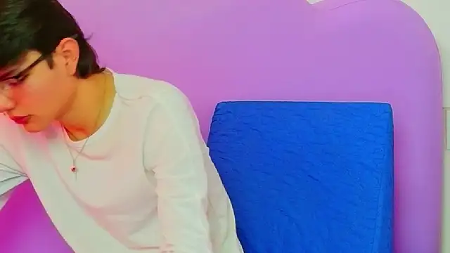Snapshot of Liamdelrey chatting on June 27, 2026, 3:29 pm Liamdelrey online show from June 27, 2026, 3:29 pm