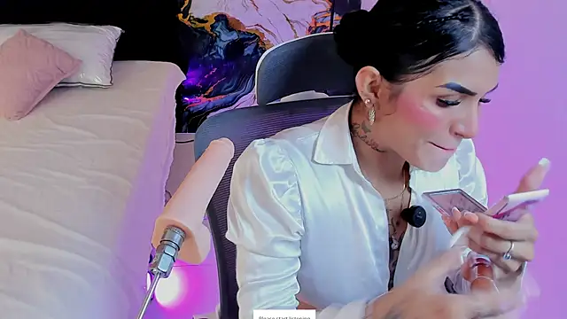 Alanna Wild online show from June 26, 2026, 6:58 pm