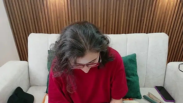 Snapshot of feelena_mysoull chatting on July 2, 2026, 1:50 pm feelena mysoull online show from July 2, 2026, 1:50 pm