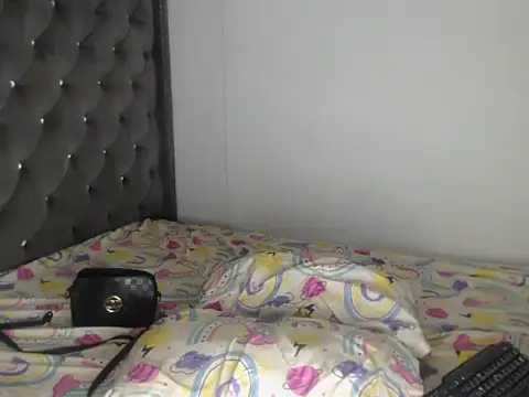 kenia nihiara online show from July 11, 2026, 12:49 pm