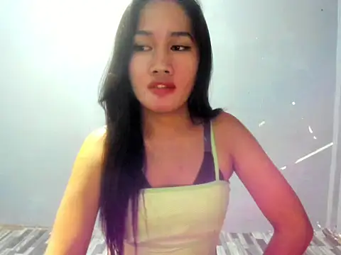 NikitaLuxe online show from May 27, 2026, 12:56 pm