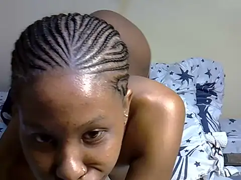 Sexxymir  online show from June 17, 2026, 9:14 pm