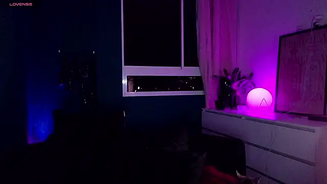 Skadii  online show from June 19, 2026, 3:56 am