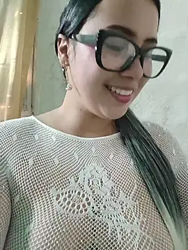 shantall cute online show from July 11, 2026, 4:46 am