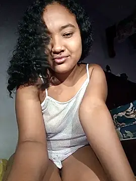 Snapshot of CarameloSweet chatting on May 28, 2026, 3:14 am CarameloSweet online show from May 28, 2026, 3:14 am