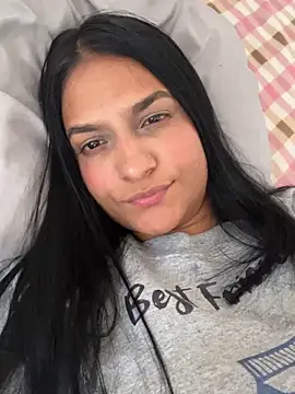 Snapshot of gemasmith chatting on May 28, 2026, 9:10 pm gemasmith online show from May 28, 2026, 9:10 pm