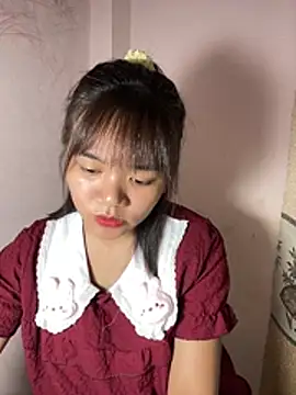 Snapshot of Ari_baby9 chatting on July 13, 2026, 2:27 pm Ari baby9 online show from July 13, 2026, 2:27 pm
