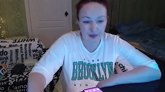 Snapshot of MarleneDietrich chatting on March 6, 2025, 10:09 am MarleneDietrich online show from March 6, 2025, 10:09 am
