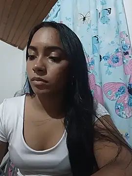 xcleila online show from July 11, 2026, 4:46 am
