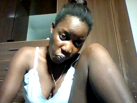 zainaxxxxx online show from May 27, 2026, 4:14 pm