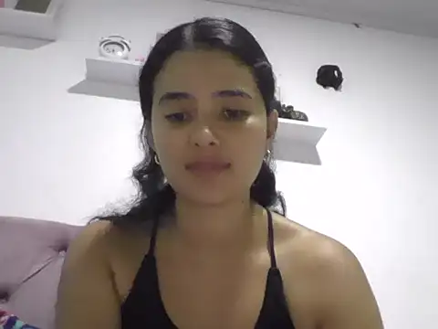 micaelamoreno18 online show from May 28, 2026, 12:51 am