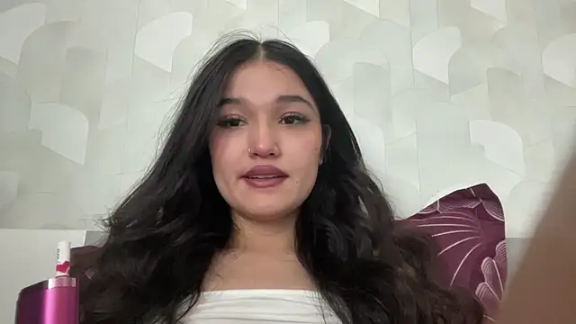 Snapshot of LisetteParajon chatting on June 27, 2026, 5:13 am LisetteParajon online show from June 27, 2026, 5:13 am