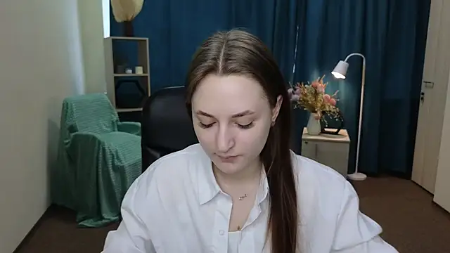 Snapshot of LeishaChamblee chatting on May 31, 2026, 6:30 am LeishaChamblee online show from May 31, 2026, 6:30 am