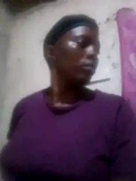 Snapshot of sexychumvi chatting on July 8, 2026, 6:52 pm sexychumvi online show from July 8, 2026, 6:52 pm