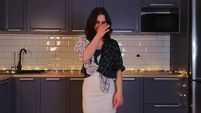 Madeleine Holt online show from May 27, 2026, 6:04 pm