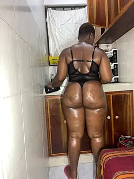curvy queen89 online show from July 9, 2026, 6:14 am