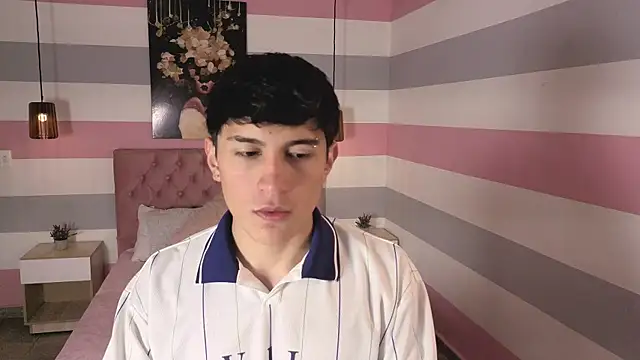 ryan valentino online show from July 1, 2026, 2:06 pm