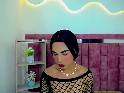 MaiteCandyxx online show from June 5, 2026, 3:55 am