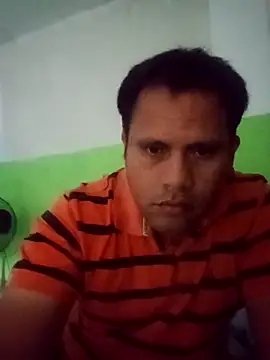 Snapshot of Parejacomplacient chatting on July 31, 2026, 7:22 pm Parejacomplacient online show from July 31, 2026, 7:22 pm