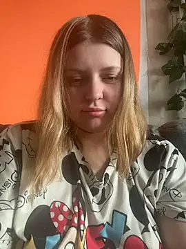 Snapshot of AnikaXRose chatting on May 28, 2026, 12:00 pm AnikaXRose online show from May 28, 2026, 12:00 pm