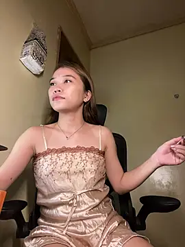 Snapshot of Alluringx_amara chatting on July 14, 2026, 4:02 pm Alluringx amara online show from July 14, 2026, 4:02 pm