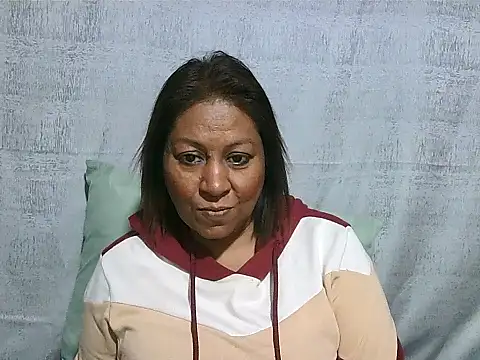 IndianSexyMilf69 online show from June 6, 2026, 5:12 am