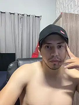 Snapshot of Fer_Ti chatting on July 21, 2026, 5:36 pm Fer Ti online show from July 21, 2026, 5:36 pm