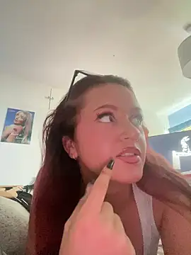PoisonIvy x online show from May 31, 2026, 7:36 pm