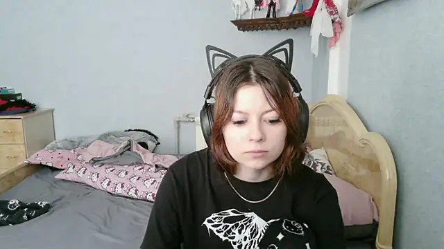 Snapshot of AlessiaViolet chatting on July 3, 2026, 9:16 am AlessiaViolet online show from July 3, 2026, 9:16 am