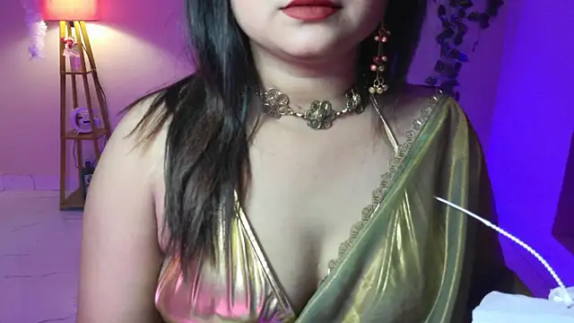 Red Heart  online show from June 14, 2026, 5:25 pm