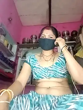 Cutleun2 online show from July 24, 2026, 5:42 pm