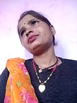 Snapshot of Divya_hot88 chatting on June 29, 2026, 1:01 am Divya hot88 online show from June 29, 2026, 1:01 am