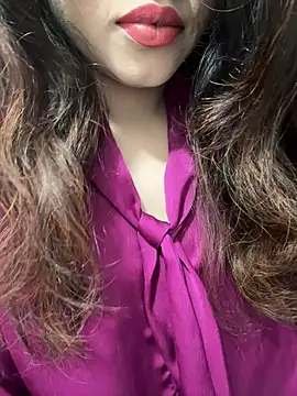 Snapshot of Yours_riya11 chatting on July 14, 2026, 6:47 pm Yours riya11 online show from July 14, 2026, 6:47 pm