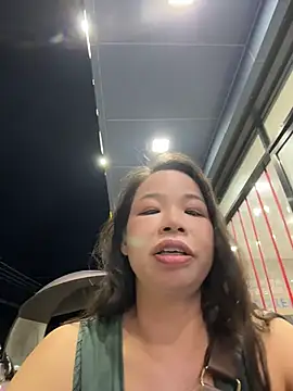 Snapshot of honghong_mother chatting on July 15, 2026, 12:34 pm honghong mother online show from July 15, 2026, 12:34 pm
