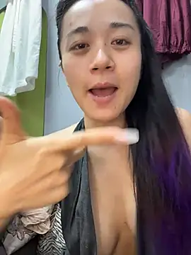 Snapshot of honghong_mother chatting on July 17, 2026, 12:57 pm honghong mother online show from July 17, 2026, 12:57 pm