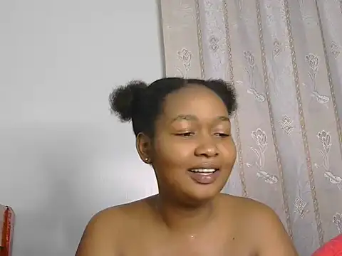 Snapshot of brownsugar_booty chatting on June 20, 2026, 12:04 am brownsugar booty online show from June 20, 2026, 12:04 am