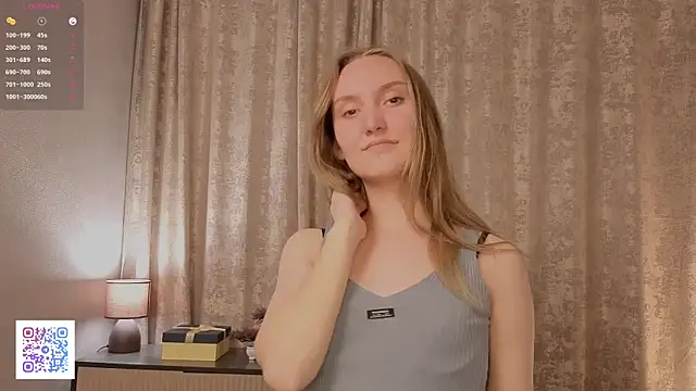 JenevaLitalien online show from June 25, 2026, 6:13 pm