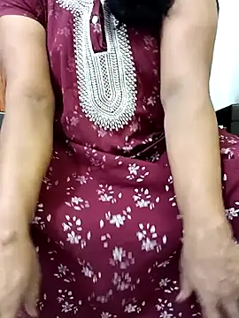 tamil malluaunty online show from June 25, 2026, 10:20 am