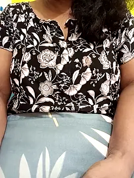 tamil malluaunty online show from July 3, 2026, 9:16 am