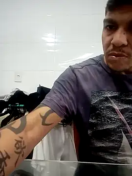 Tatuadomoreno23cm online show from June 8, 2026, 11:55 am