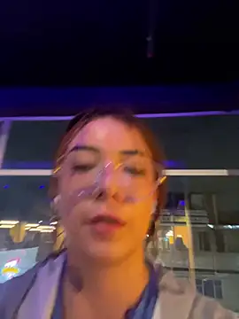 Snapshot of arilynn_ chatting on July 9, 2026, 12:00 am arilynn online show from July 9, 2026, 12:00 am